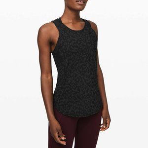 Size 4 - Lululemon Sculpt Tank II